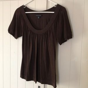 Top with sleeve detail